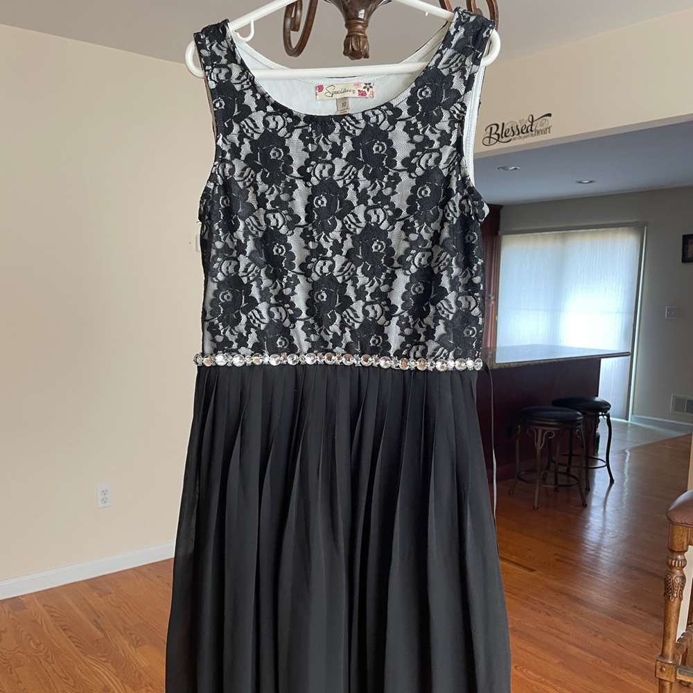 Black Dress; lace top, gems on midline, pleated chiffon skirt, bow in back (s10)